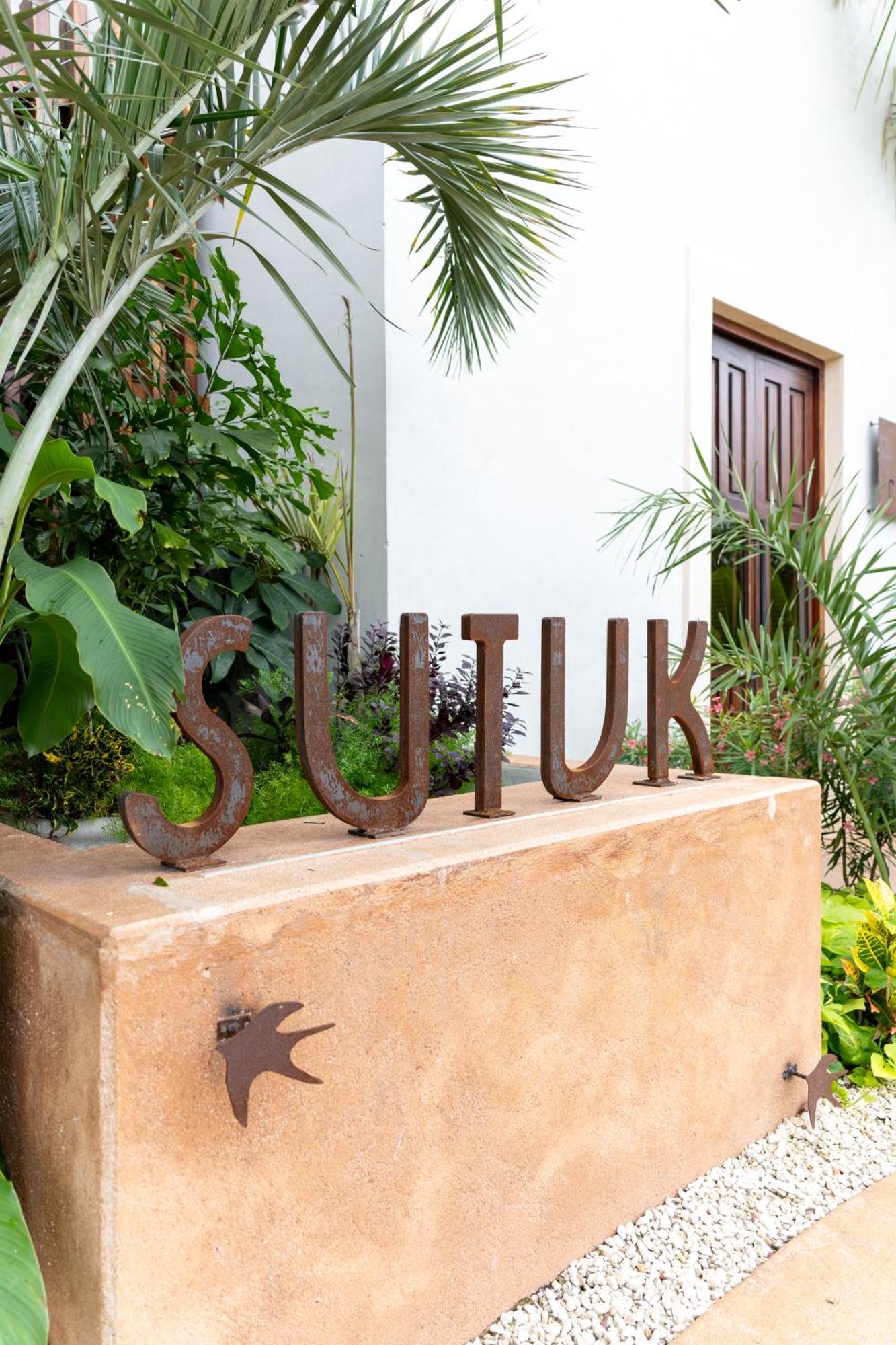 Hotel Sutuk Valladolid  Dış mekan fotoğraf